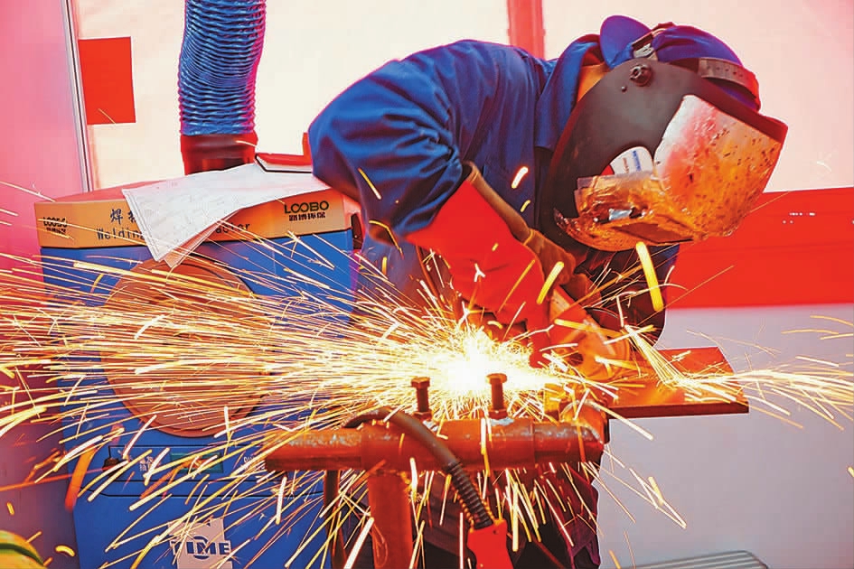 �����ļ��� ��һ���ľ��ʡ����߽�2018���й����ܴ����ߵ�45������ȫ��ѡ�����㶫����